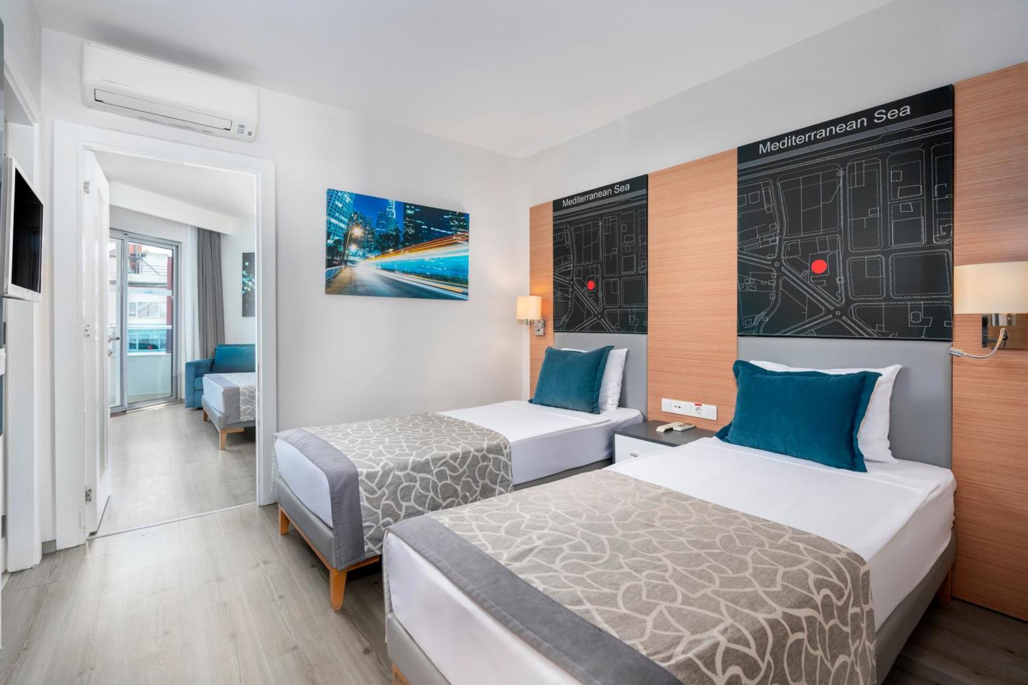 Superior Familienzimmer mit Poolblick